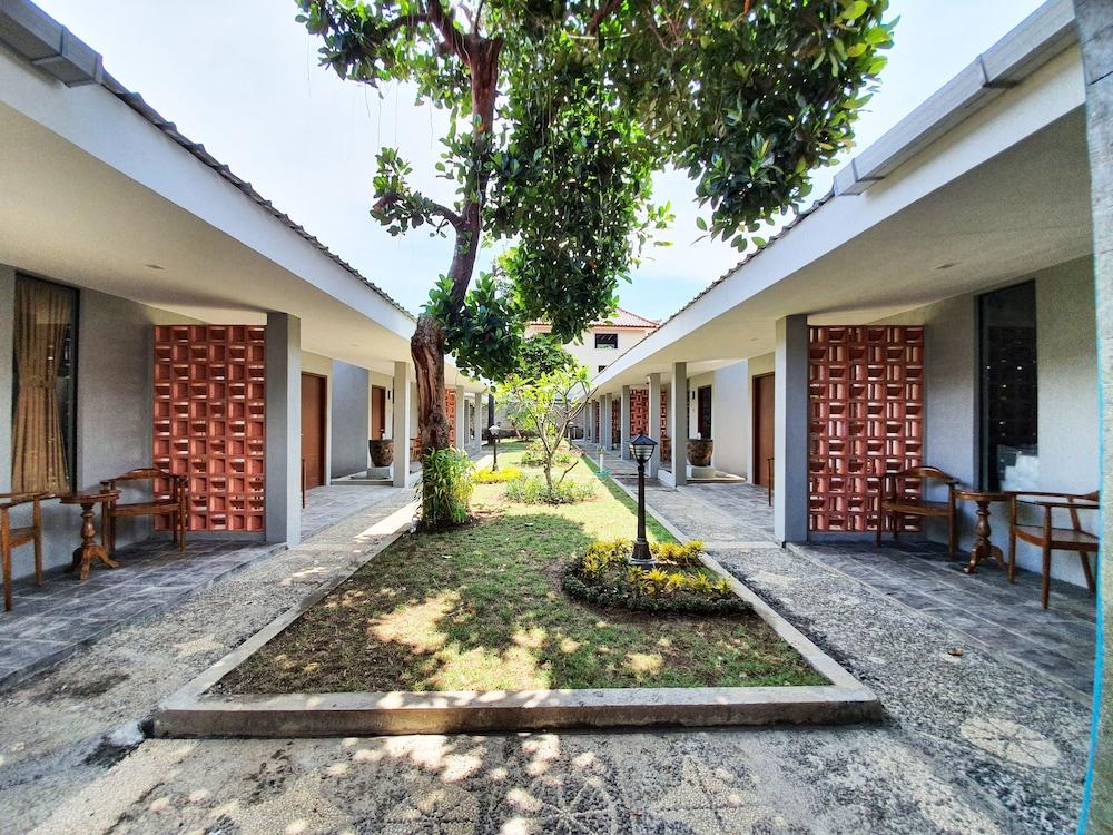Sanur Agung Hotel Exteriör bild