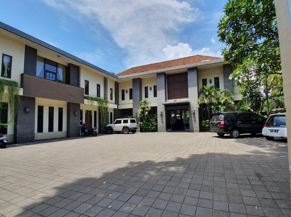 Sanur Agung Hotel Exteriör bild